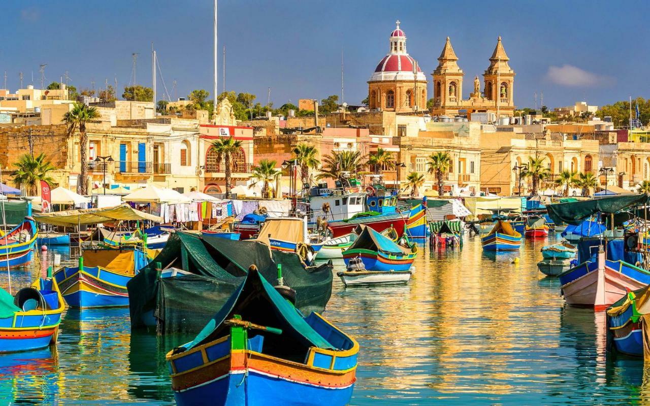 Contemporary, Luxury Apartment With Valletta And Harbour Views Sliema Eksteriør bilde